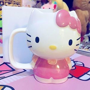 Hello kitty mug